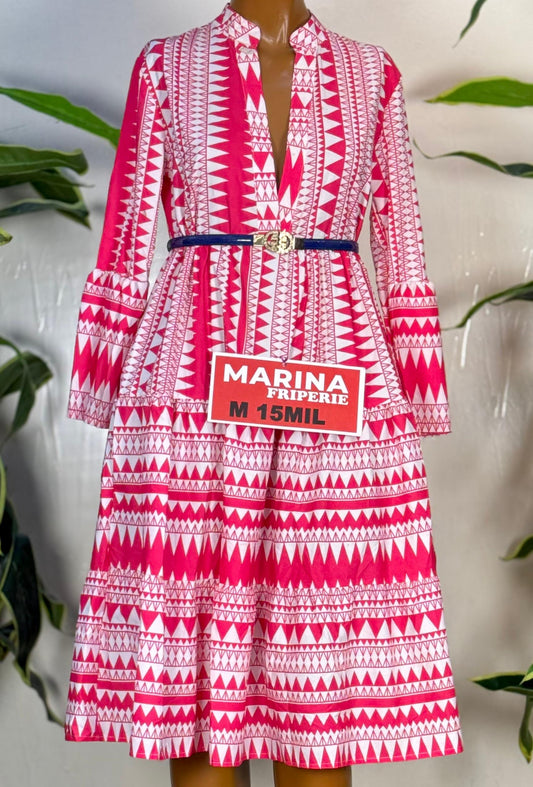 ROBE AUX GENOUX